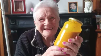 madame_action_soupe_labolobo
